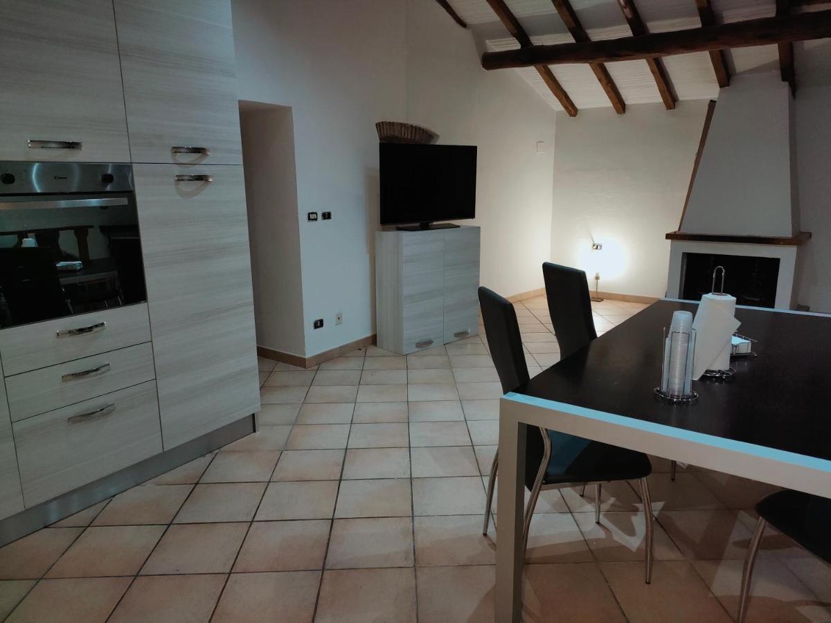 Francigena Viterbo Apartment Con Parcheggio Gratuito A Soli 2 Minuti Zewnętrze zdjęcie