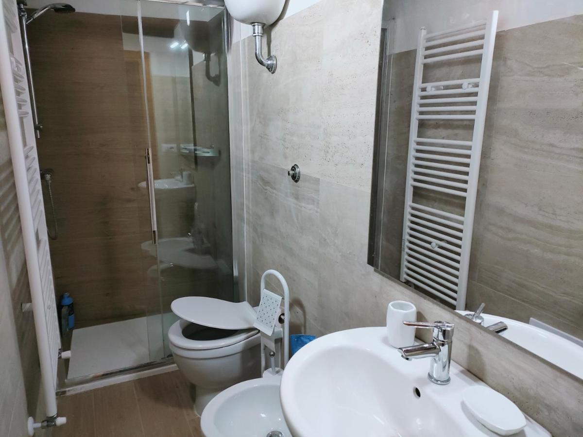 Francigena Viterbo Apartment Con Parcheggio Gratuito A Soli 2 Minuti Zewnętrze zdjęcie
